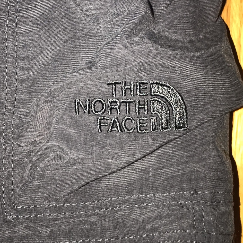 North Face Women’s 4 Inch Inseam Dark Grey Button Shorts